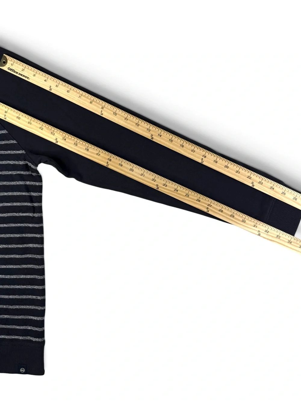 AG Adriano Goldschmied Striped Raglan Crewneck Sweater Navy Men’s Medium